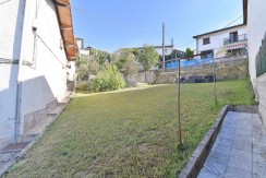 Adosado De 3 Habitaciones Y Jardín En Olabarrieta