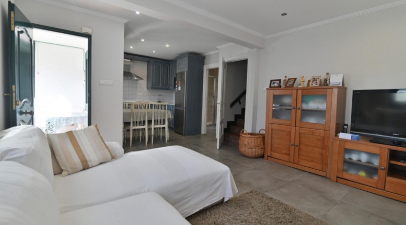 Adosado De 3 Habitaciones Y Jardín En Olabarrieta