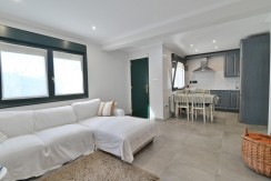 Adosado De 3 Habitaciones Y Jardín En Olabarrieta