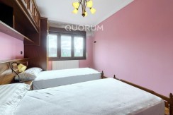 Amplio Piso con Gran Altura y Luminoso De 4 Dormitorios Con Balcón, Ascensor y Garaje y Trastero incluidos en Zona Txurdinaga