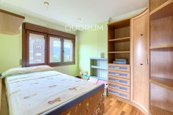 Amplio Piso con Gran Altura y Luminoso De 4 Dormitorios Con Balcón, Ascensor y Garaje y Trastero incluidos en Zona Txurdinaga