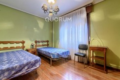 Amplio Piso De 3 Dormitorios y 2 Baños Con Amplio Balcón y Ascensor Cota Cero En Zona San Miguel