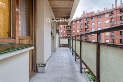 Amplio Piso De 3 Dormitorios y 2 Baños Con Amplio Balcón y Ascensor Cota Cero En Zona San Miguel