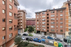 Amplio Piso De 3 Dormitorios y 2 Baños Con Amplio Balcón y Ascensor Cota Cero En Zona San Miguel