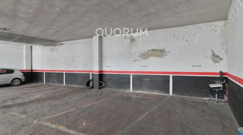 Amplio Piso Sin Amueblar En Algorta