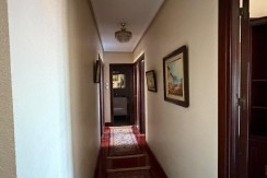 Amplio Piso y Luminoso De 4 Dormitorios y 2 Baños Con Ascensor Cota 0, Balcón y Garaje Opcional En Zona Ayuntamiento