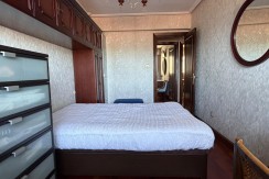 Amplio Piso y Luminoso De 4 Dormitorios y 2 Baños Con Ascensor Cota 0, Balcón y Garaje Opcional En Zona Ayuntamiento