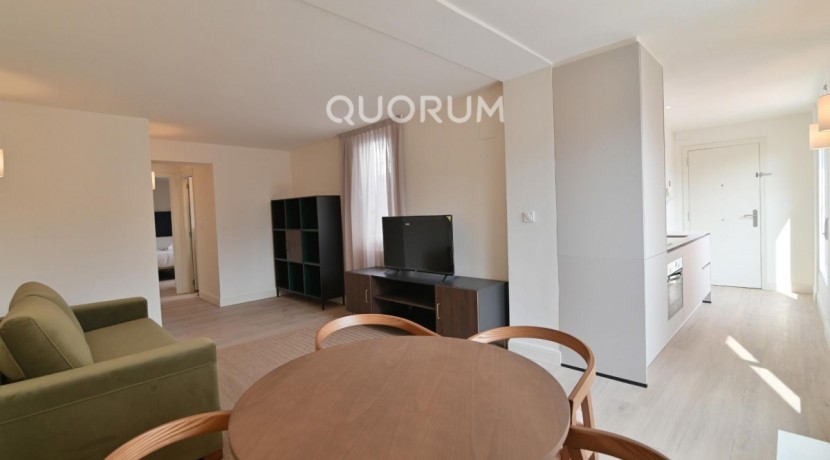 Apartamento con terraza en el centro