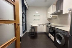 Apartamento en Abando Interior con terraza Contrato de Temporada