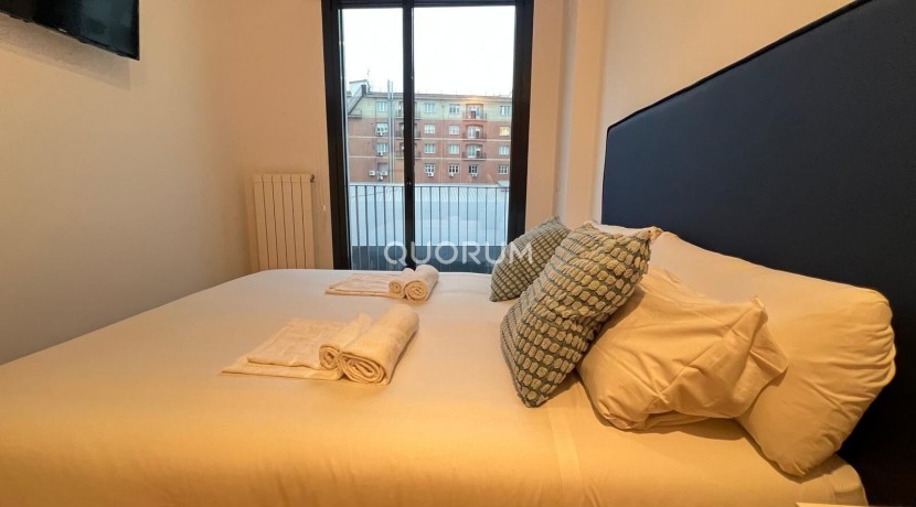 Apartamento en Abando Interior con terraza Contrato de Temporada