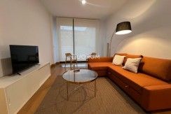 Apartamento en Abando Interior con terraza Contrato de Temporada