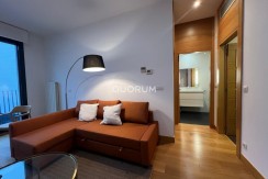 Apartamento en Abando Interior con terraza Contrato de Temporada