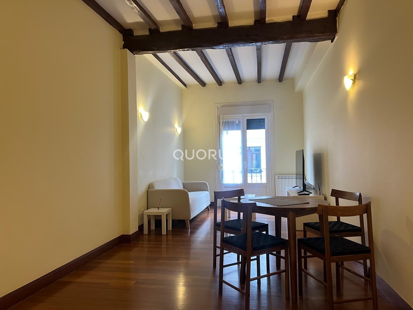 Apartamento Exterior En Alhóndiga De 1 Habitación