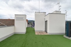 Atico De Obra Nueva en Deusto Living