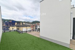 Atico De Obra Nueva en Deusto Living