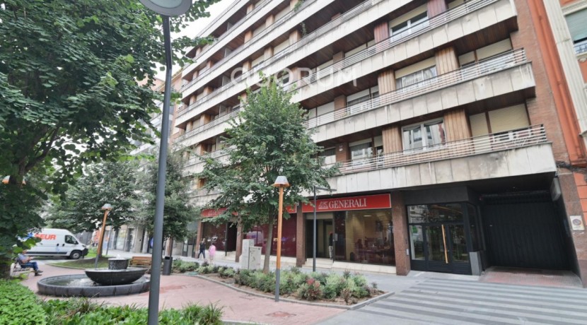Atico Para Reformar Junto a Jesuitas