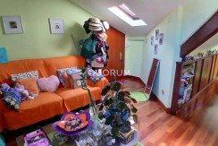 Buhardilla Con Encanto de 2 Habitaciones