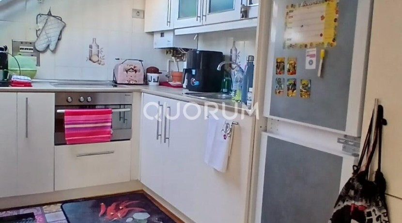 Buhardilla Con Encanto de 2 Habitaciones