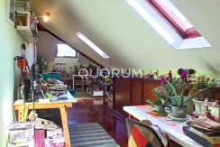 Buhardilla Con Encanto de 2 Habitaciones