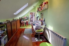 Buhardilla Con Encanto de 2 Habitaciones