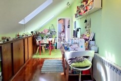 Buhardilla Con Encanto de 2 Habitaciones