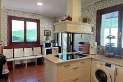 Chalet Independiente Con Jardin Privado En zona Residencial