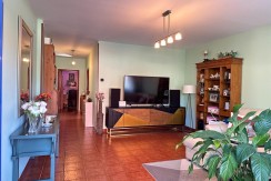 Chalet Independiente Con Jardin Privado En zona Residencial