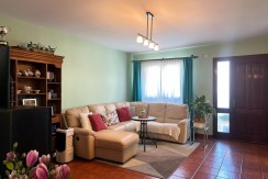 Chalet Independiente Con Jardin Privado En zona Residencial