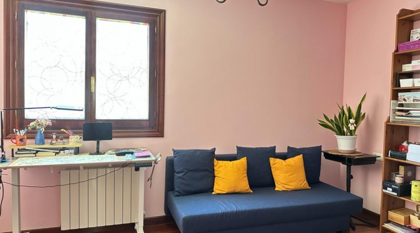 Chalet Independiente Con Jardin Privado En zona Residencial