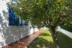Chalet Independiente Con Jardin Privado En zona Residencial