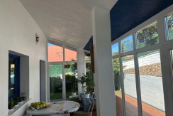 Chalet Independiente Con Jardin Privado En zona Residencial