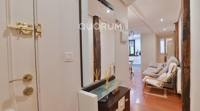 Coqueta Vivienda Reformada en el Casco Viejo