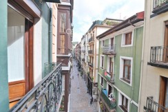 Coqueta Vivienda Reformada en el Casco Viejo