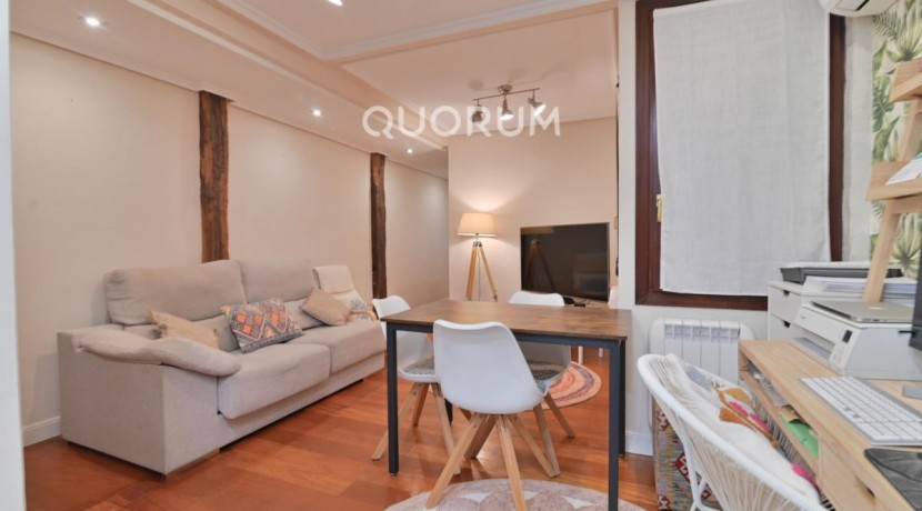 Coqueta Vivienda Reformada en el Casco Viejo