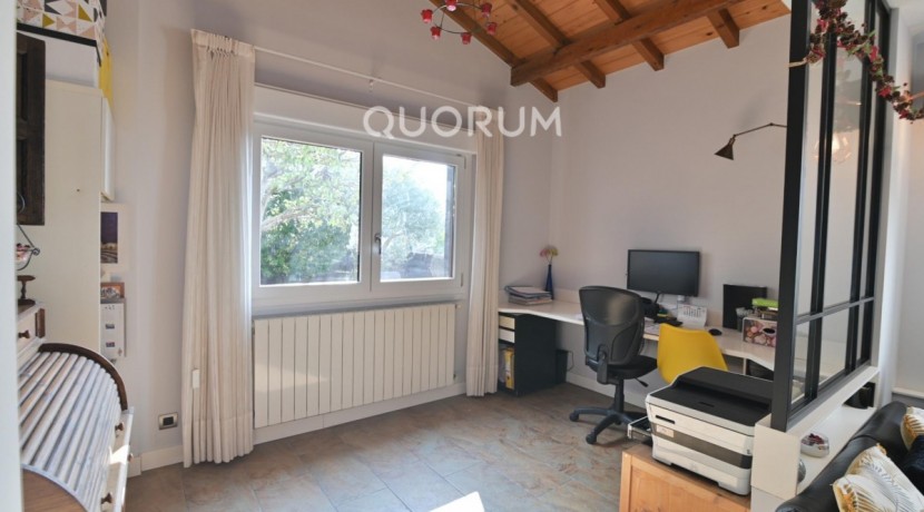 Espectacular Vivienda Bifamiliar Con Terreno Y Vistas En Olabarrieta, Galdakao