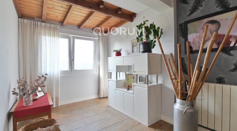Espectacular Vivienda Bifamiliar Con Terreno Y Vistas En Olabarrieta, Galdakao