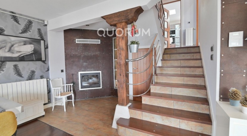 Espectacular Vivienda Bifamiliar Con Terreno Y Vistas En Olabarrieta, Galdakao