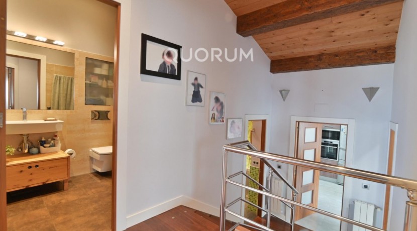 Espectacular Vivienda Bifamiliar Con Terreno Y Vistas En Olabarrieta, Galdakao