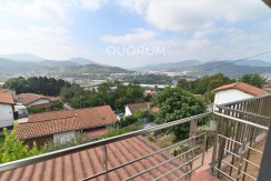 Espectacular Vivienda Bifamiliar Con Terreno Y Vistas En Olabarrieta, Galdakao