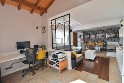 Espectacular Vivienda Bifamiliar Con Terreno Y Vistas En Olabarrieta, Galdakao
