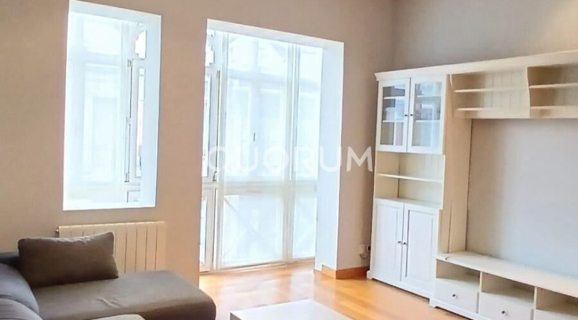 Estupendo Piso de 2 Habitaciones Y 1 Baño En Zona Alhondiga