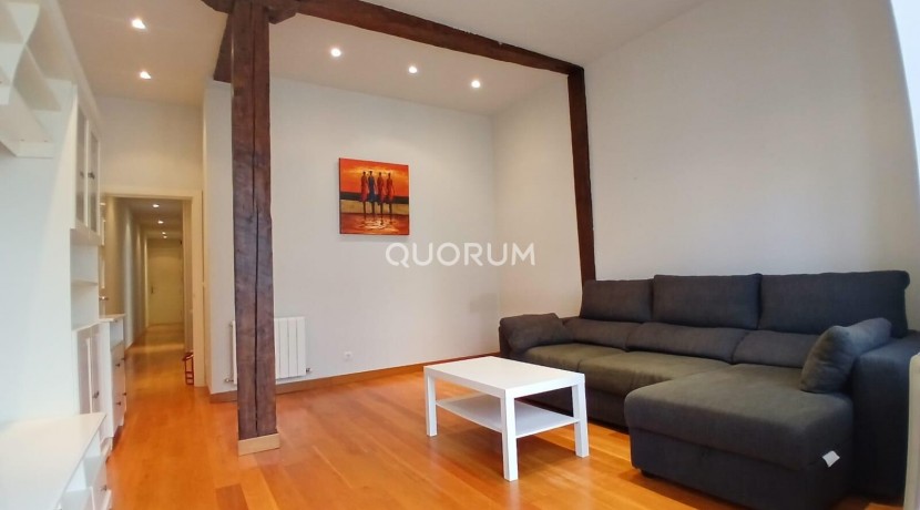 Estupendo Piso de 2 Habitaciones Y 1 Baño En Zona Alhondiga