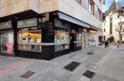 Local chaflán Bombero Echániz en alquiler