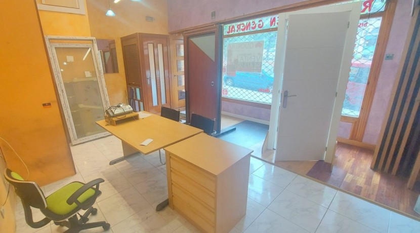 Local Comercial En Buen Estado En Txurdinaga