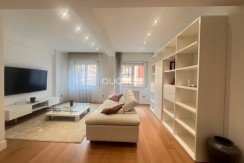 Moderna vivienda equipada para temporada en el centro