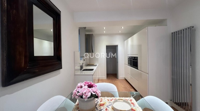 Moderna vivienda equipada para temporada en el centro