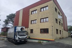 Nave en El Campillo, Abanto Zierbena