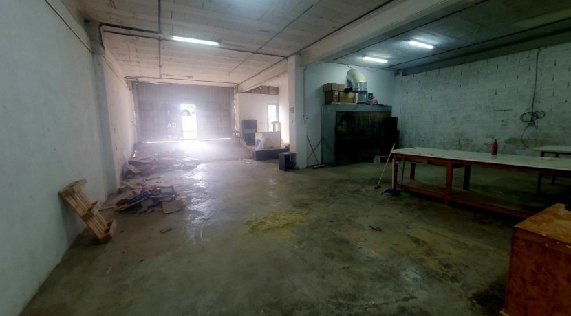 Nave industrial en etxebarri, polígono Leguizamon