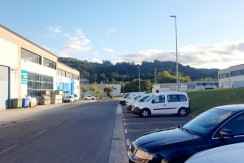 Nave industrial en Loiu, polígono Larrondo