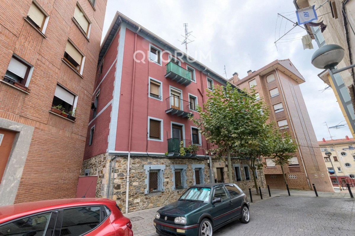 ¡OPORTUNIDAD! Piso PARA DECORAR A TU GUSTO De 1 Dormitorio En Zona San Miguel
